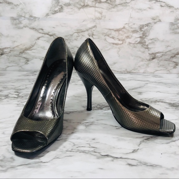 BCBGirls Shoes - BCBGIRLS Grey Peep Toe Heels Size 7.5